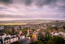 Photo by Darren Coleshill on Unsplash